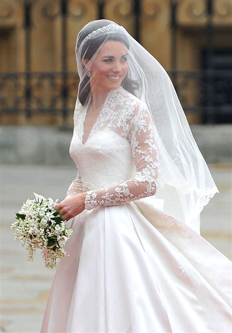 El vestido de novia de Kate Middleton: un repaso por .